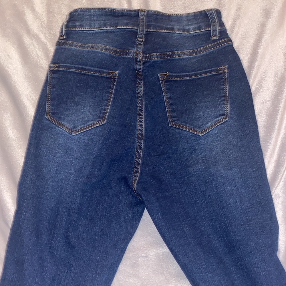 Fashion Nova Ripped Dark Blue Jeans - Picture 5 of 5